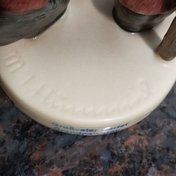 Goebel Figurine "Grandpa's Boy"...EUC - Picture 7 of 8